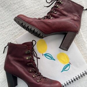 Stuart Weitzman Women's Red Leather Lace-Up Booties